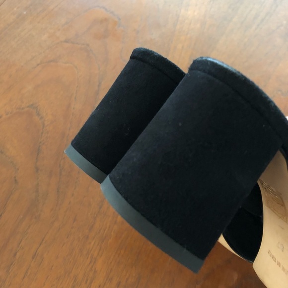 Summit by White Mountain Crisscross Suede Heels - Picture 7 of 10